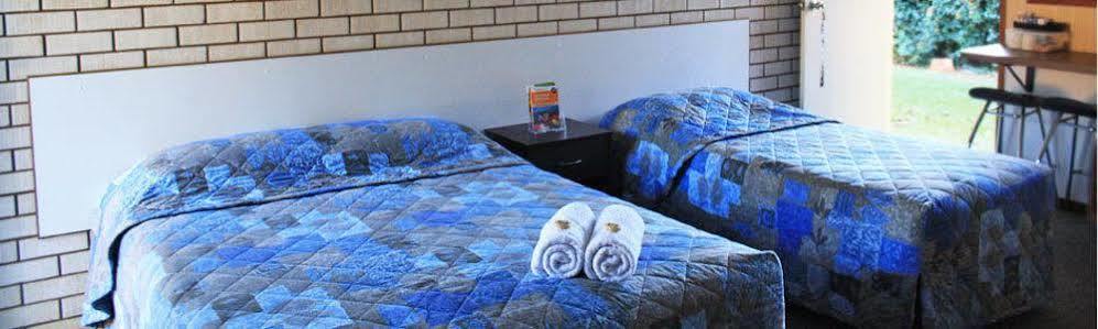 Emerald Tower Motor Inn ภายนอก รูปภาพ